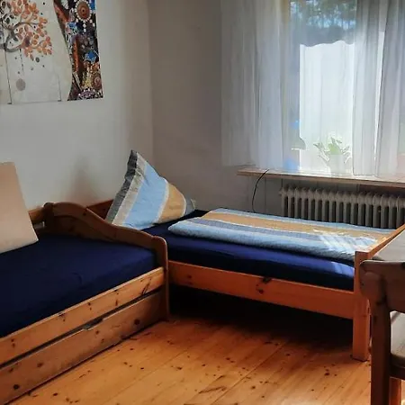 helle Souterrainwohnung nähe Flughafen, Landshut und München 1 bis 5 Personen Bruckberg Exterior foto